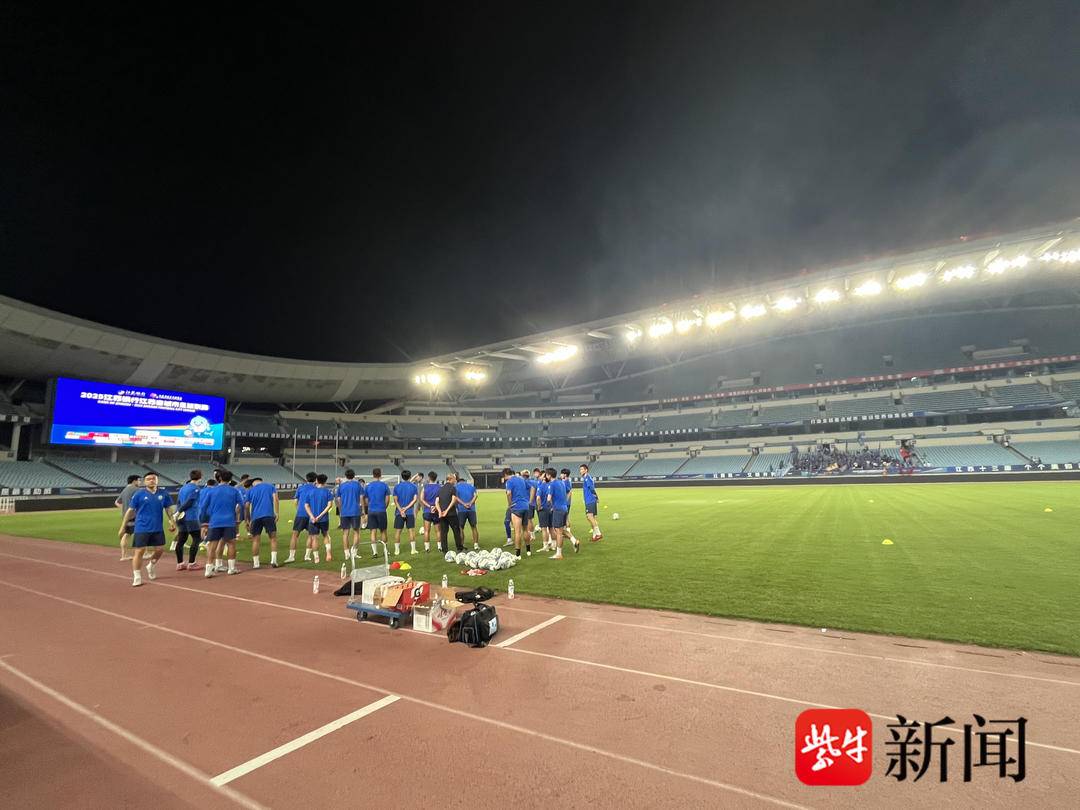 LVYWE, 练阵容中出, yid LVYWE, 练阵容中出, yid