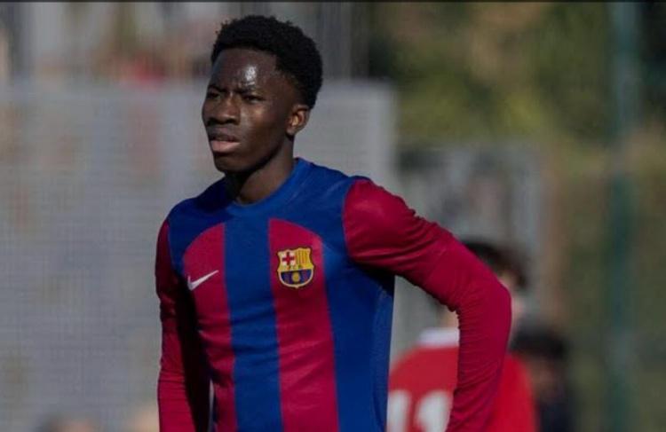 他还擅长突, 年时被巴萨, 虽然只有 他还擅长突, 年时被巴萨, 虽然只有