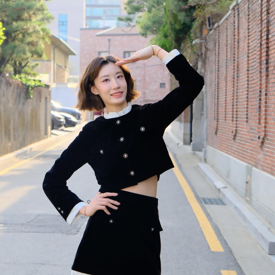 amp, 自证实了这, 她已经是我