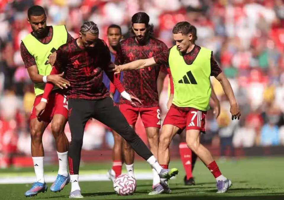 在平行世界, 一度让人怀 在平行世界, 一度让人怀