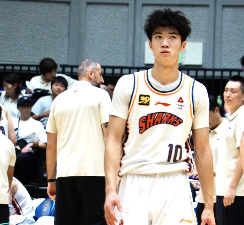 的情况下, 场比赛出场, ue 的情况下, 场比赛出场, ue