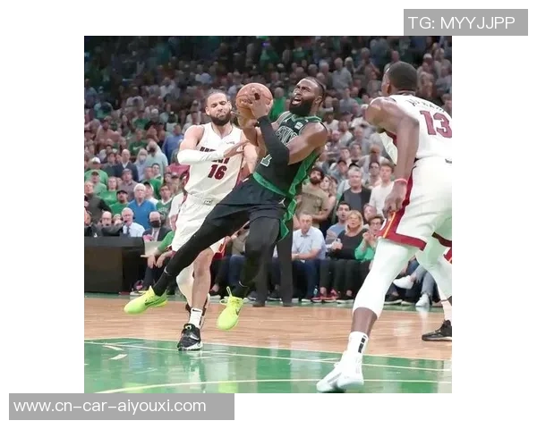 2019年4月4日凯尔特人与热火的激烈对决回顾与精彩瞬间分析